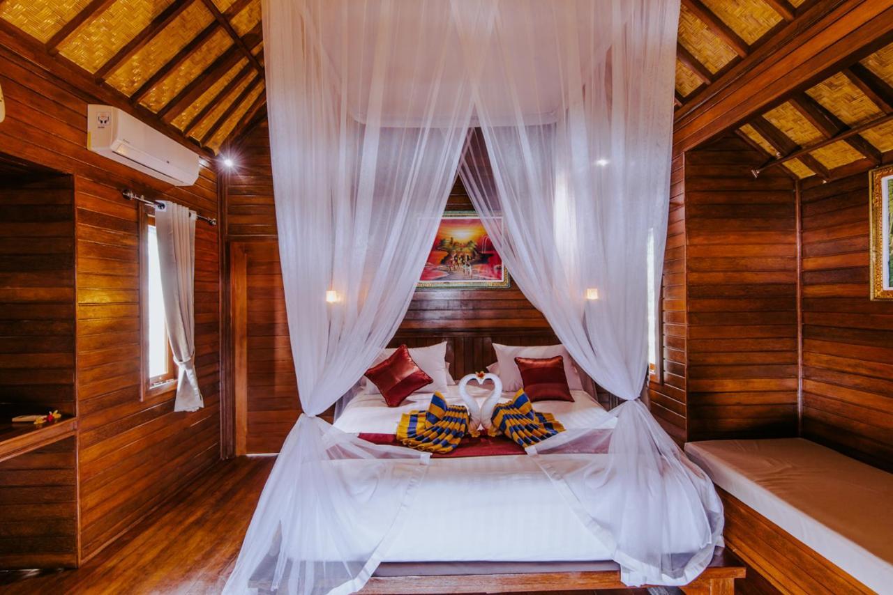 Sunday Huts Lembongan Hotel Kültér fotó