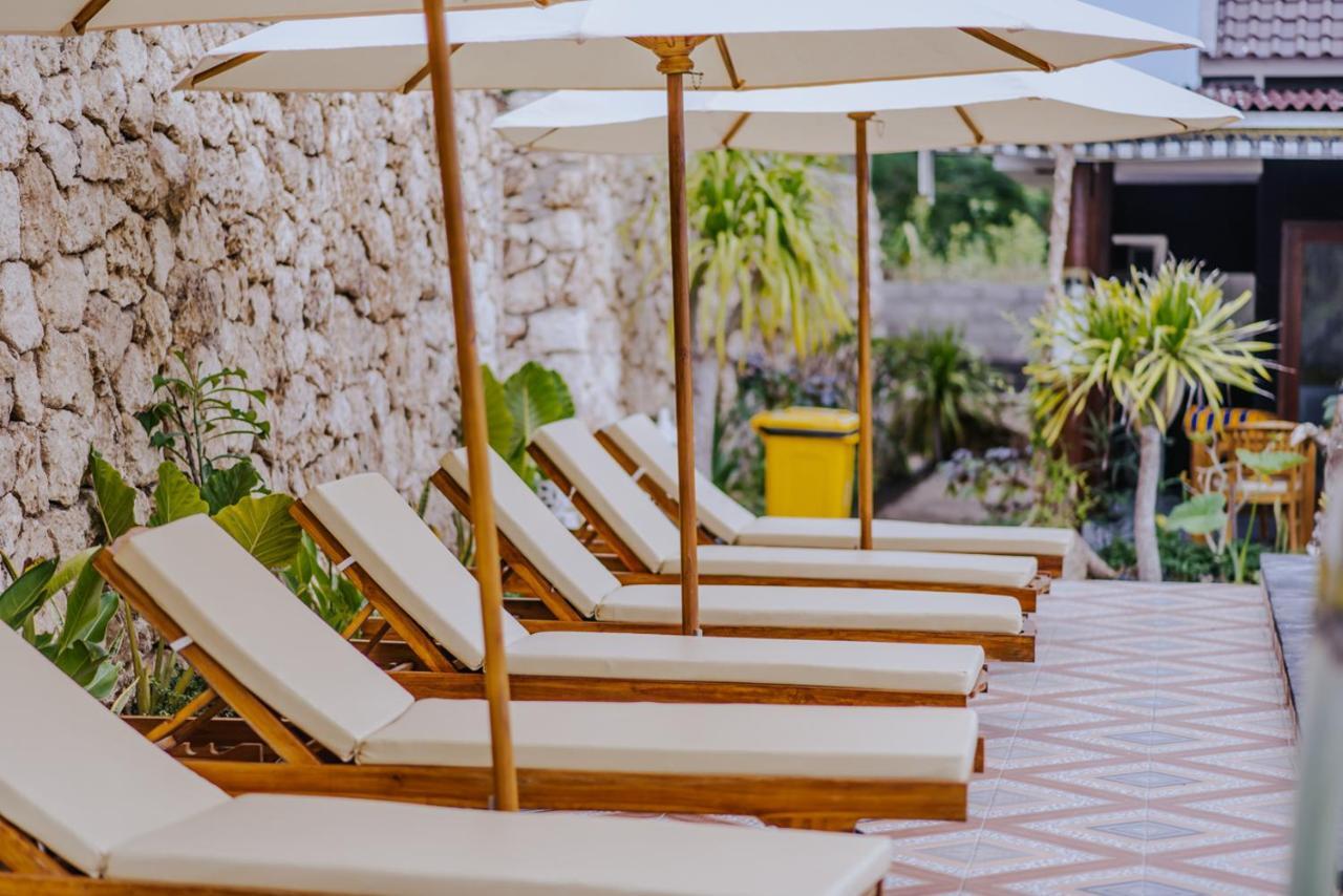 Sunday Huts Lembongan Hotel Kültér fotó